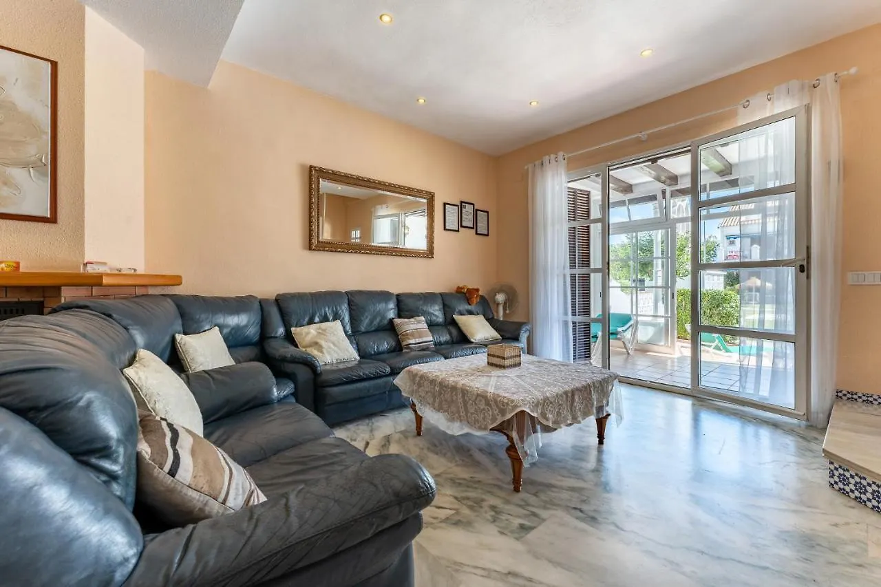 Beachside House Fuengirola Chalet