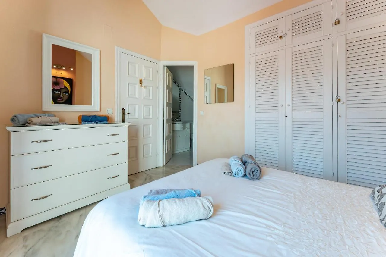 Chalet Beachside House Fuengirola