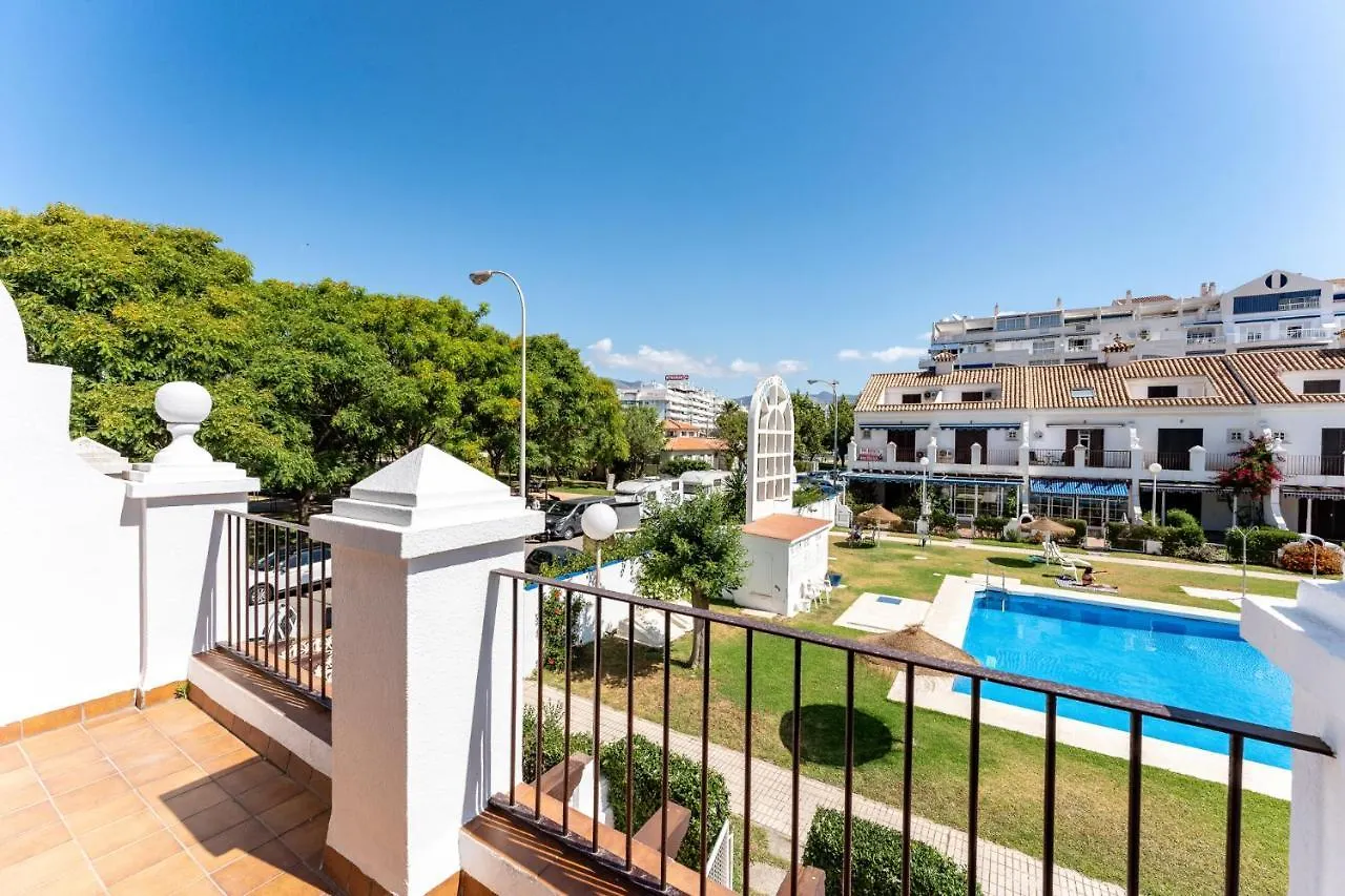 Beachside House Fuengirola 0*,